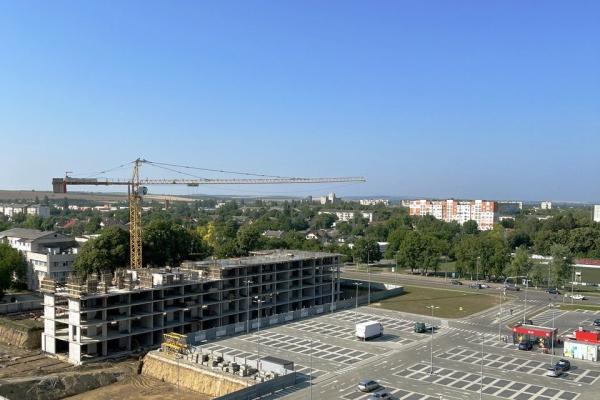 Potain-MD-305-B-leads-construction-work-on-major-new-apartment-development-in-Moldova-4.JPG